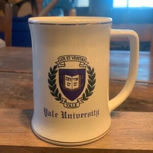 YALE UNIVERSITY COFFEE MUG CUP VINTAGE